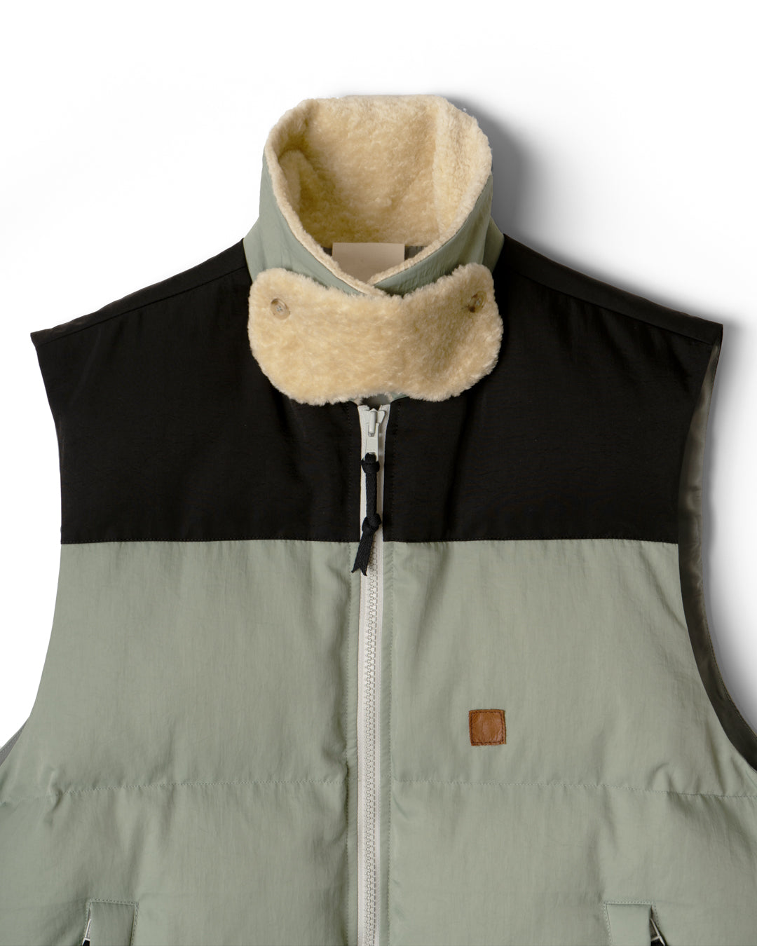 refomed SLEEPING DOWN VEST